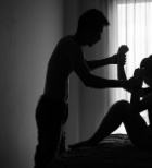 תלות - תמונת אווירה