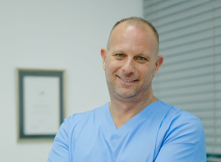 ד"ר יואב ירון