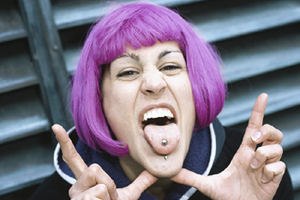 פירסינג בחלל הפה - תכשיט מסוכן-תמונה