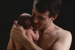 פונדקאות גם להומוסקסואלים?-תמונה