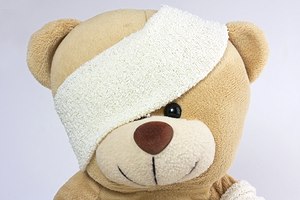 טיפול ניתוחי בפציעות עין-תמונה