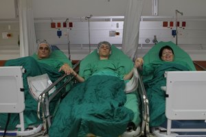 לראשונה: השתלת כליה משולשת-תמונה