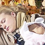 שלושה במיטה אחת