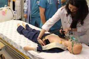 רמב"ם: הבובה שמצילה חיים-תמונה