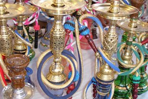 עישון נרגילה (אילוסטרציה)