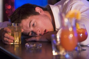 אלכוהול - עדיין סיבת מוות מובילה-תמונה