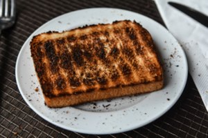 מזון שחום  אאוט, מזון זהוב - אין