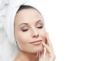 מילוי קמטים - כתבת וידאו עם ד"ר מיכאל שוחט-תמונה