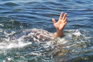 גולש טבע בים וניצל (אילוסטרציה(