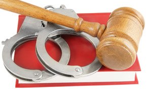 אקדח חשמלי: נשק לגיטימי?-תמונה