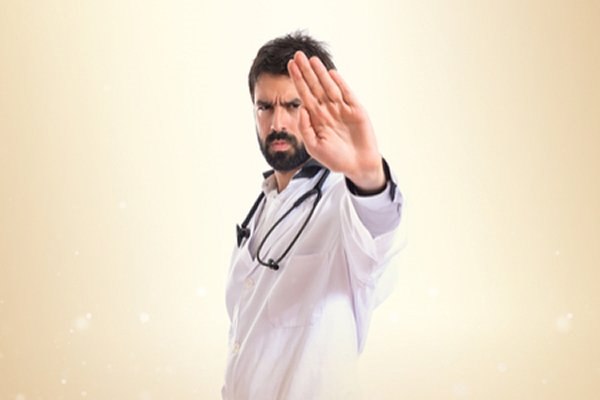 הוועדה למיגור אלימות יוצאת לדרך