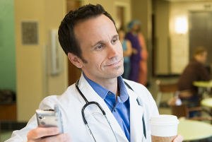 מאבק הרופאים, שעון הנוכחות (אילוסטרציה)