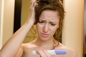 בחילה בהריון נובעת לעתים משפעת-תמונה