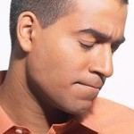 מישהו מטפל בך