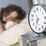 סקר: כמחצית מהישראלים מבלים את טיסתם בשינה-תמונה