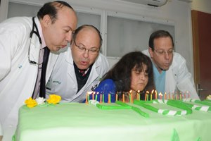 50 איש בתור להשתלת ריאה-תמונה