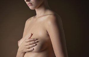 הסיכון בקרב נשאיות מוערך בכ- 50%-80% להתפתחות סרטן השד עד לגיל 70