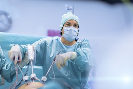 למעלה מ-99% מהניתוחים הבריאטריים בישראל מבוצעים בגישה הלפרוסקופית. צילום: שאטרסטוק