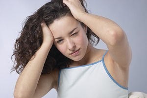 פסוריאזיס בקרקפת: המדריך המלא-תמונה