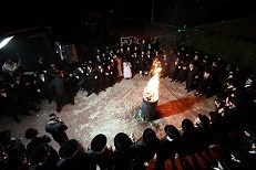 דוקטורס מרכינים ראש - מפולת אדם אנושית, 45 קורבנות-תמונה