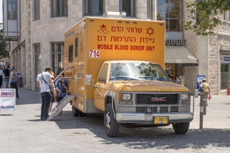 ניידת התרמות דם של מד"א. צילום: שאטרסטוק