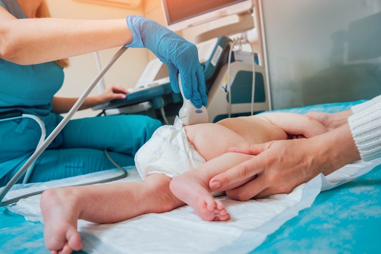 בדיקת מפרק ירך בתינוקות