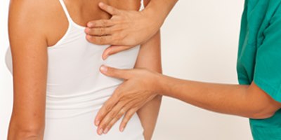 היצרות עמוד השדרה (אילוסטרציה צילום shutterstock)