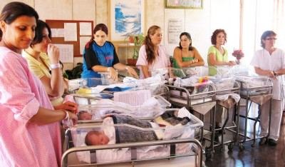 חדר לידה בבי"ח זיו (צילום: יח"צ)