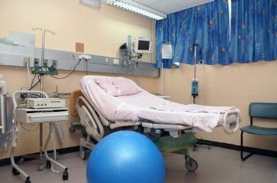 חדר לידה בהלל יפה. צילום: ציון יחזקאל