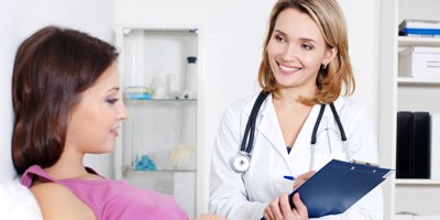 בדיקת דם במקום מי שפיר (אילוסטרציה צילום shutterstock)