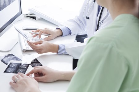 המטופל צריך לעבור בשלב ראשון אבחון וייעוץ מקיף. צילום: שאטרסטוק